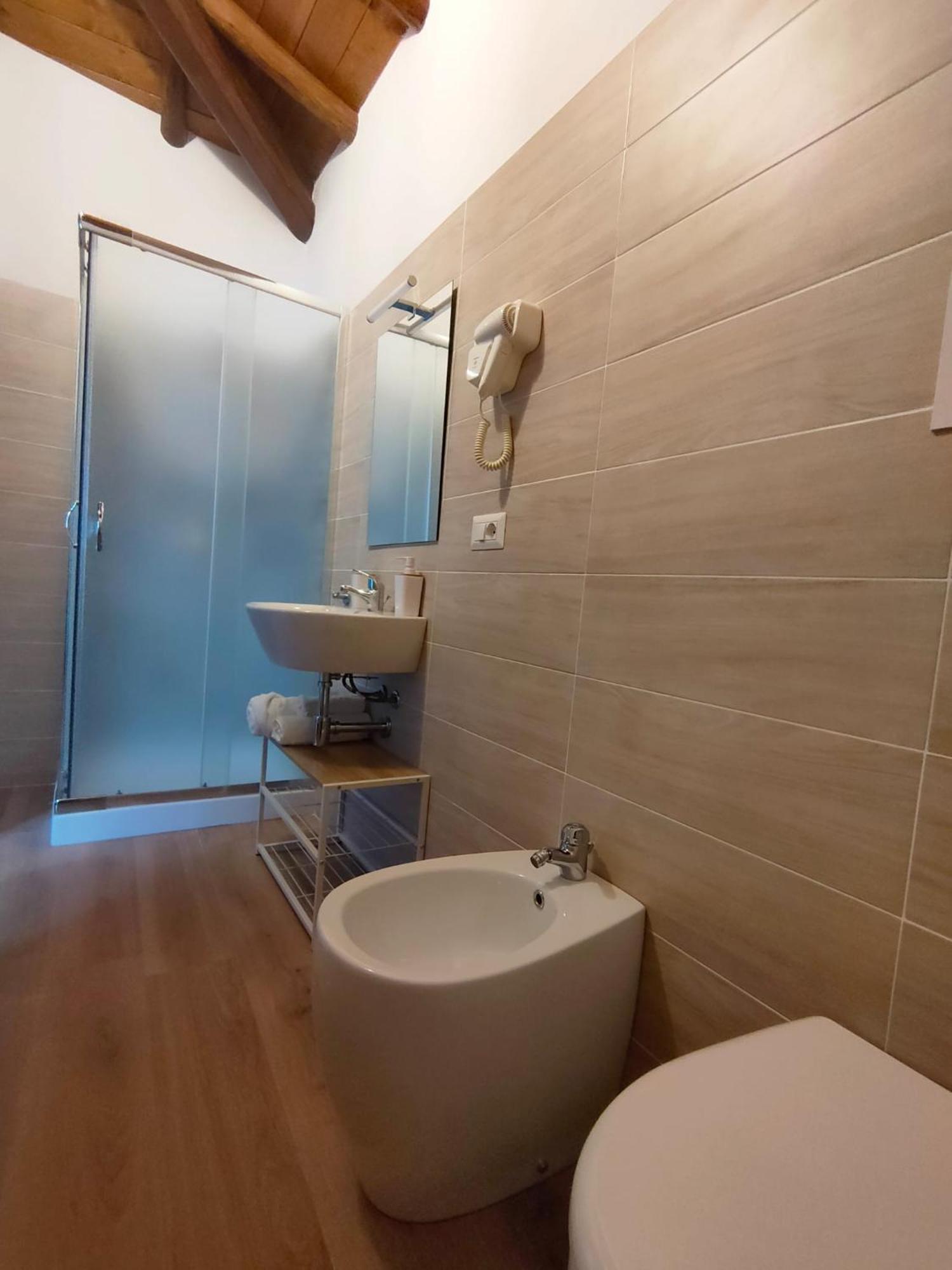 Donna Raffaela Bed & Breakfast Tertenia Ngoại thất bức ảnh